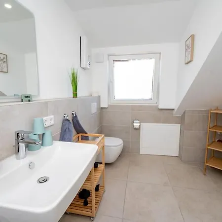 Daire Moderne Maisonette Im Fluesseviertel