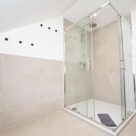 Daire Moderne Maisonette Im Fluesseviertel Bremen