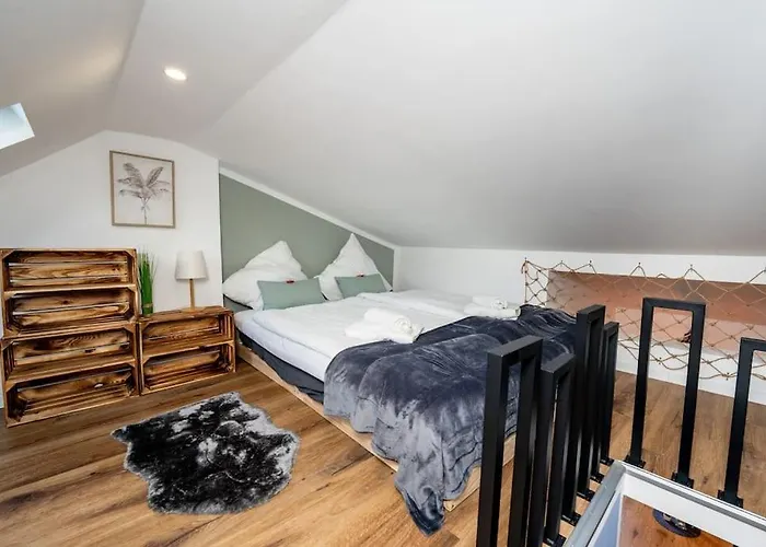 Moderne Maisonette Im Fluesseviertel Apartament Brema